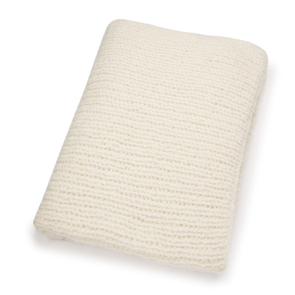 OFF-WHITE HAND-KNITTED THROW 'LULU' - Throws - SCAPA HOME - SCAPA HOME OFFICIAL